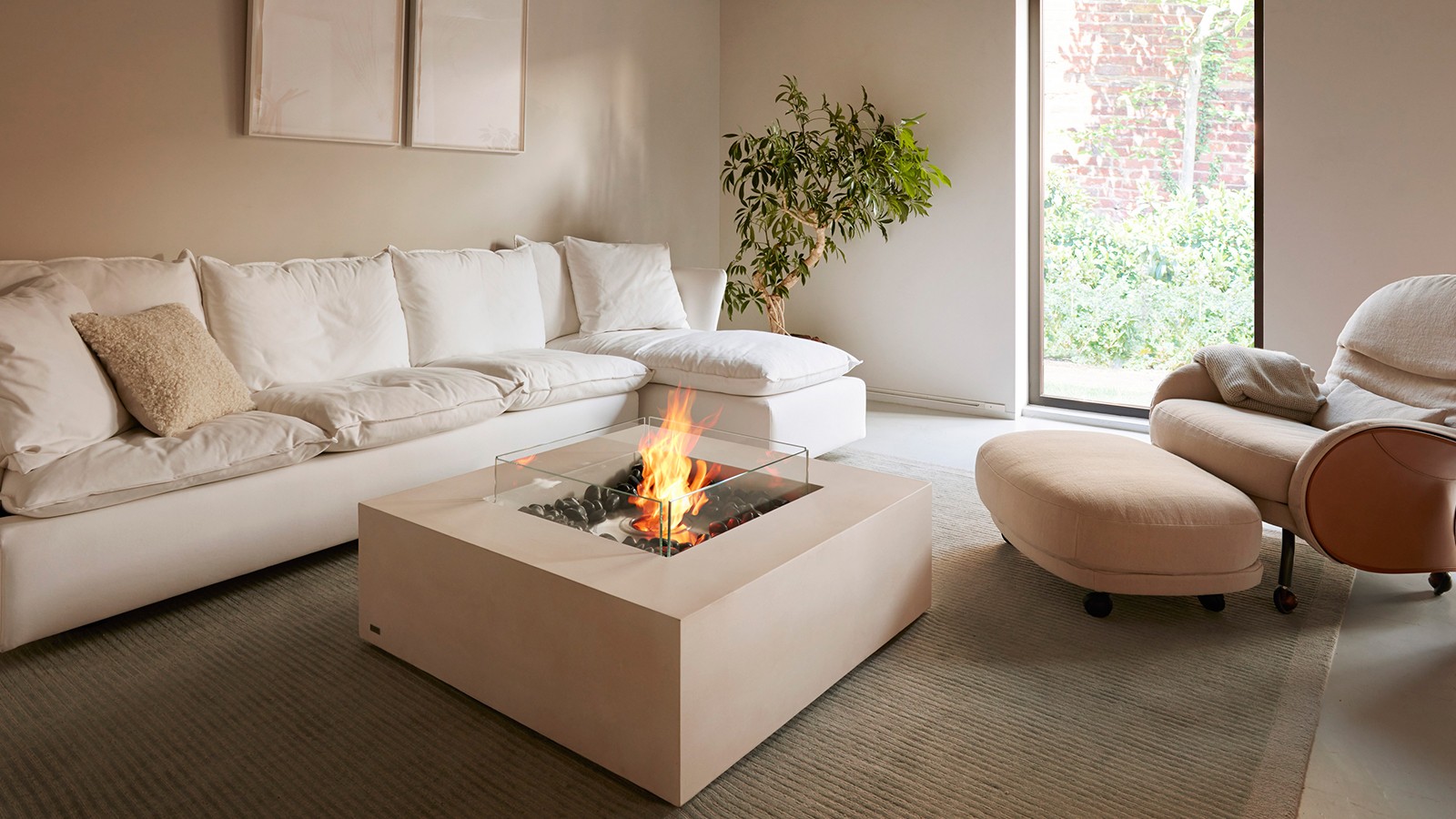 base-fire-pit-table-private-residence-base40.jpg
