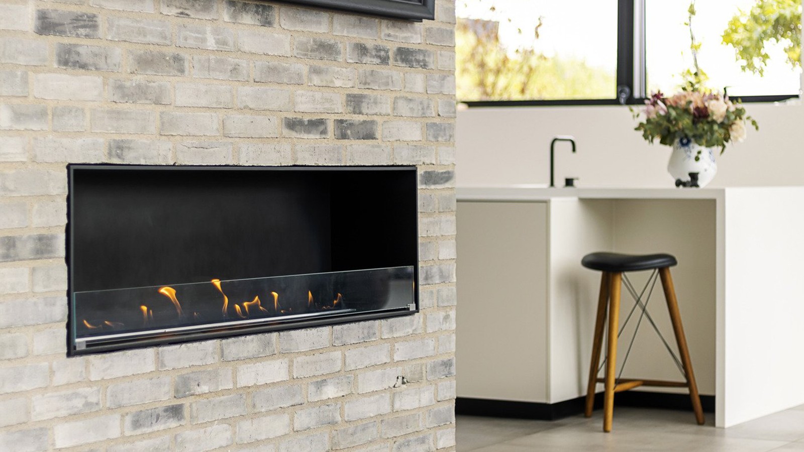 MONTREAL - FRONT BIOETHANOL FIREPLACE