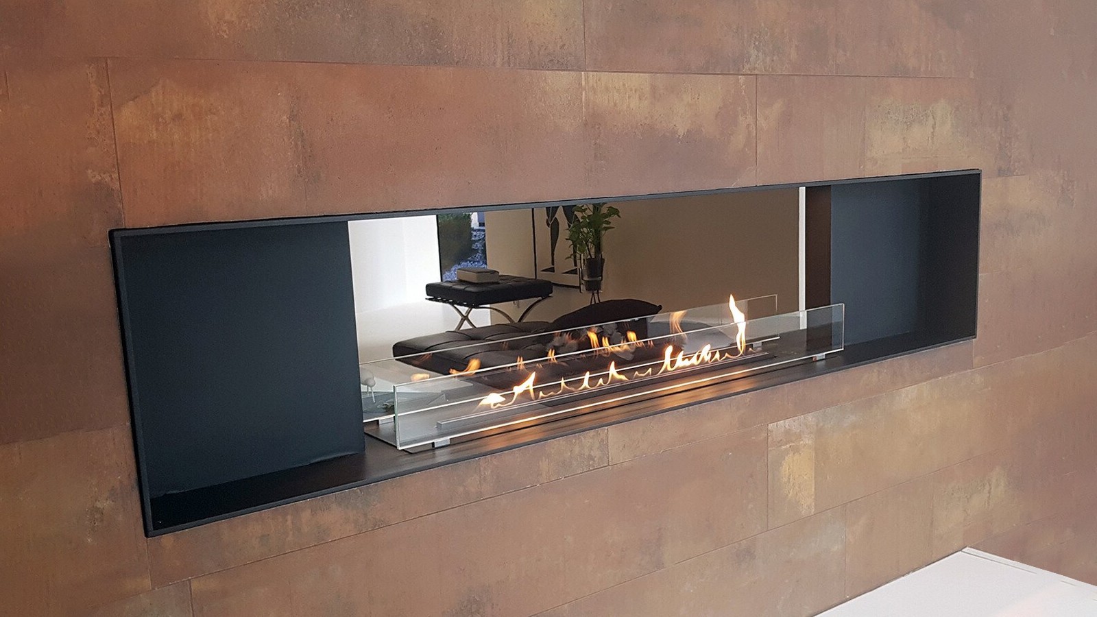 MONTREAL -PANORAMA  FIREPLACE