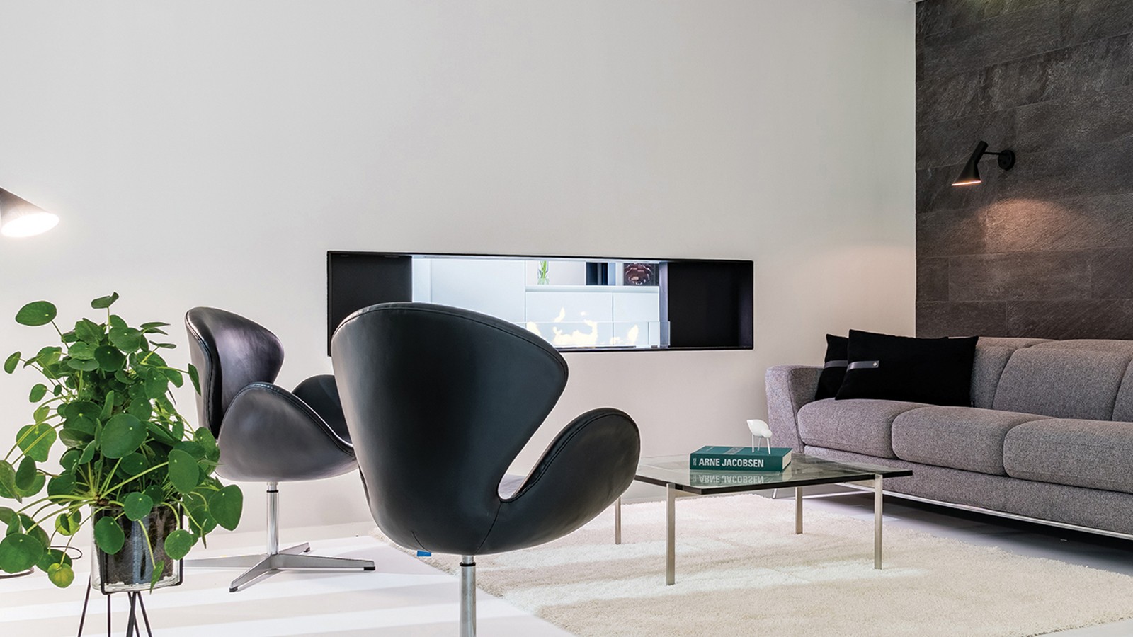 MONTREAL -PANORAMA  FIREPLACE