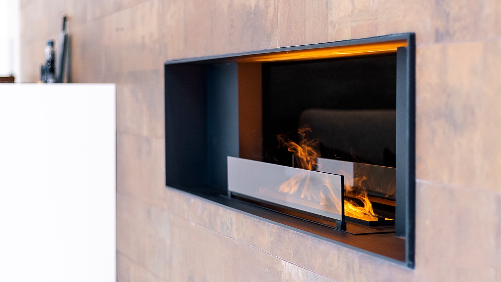 MONTREAL -PANORAMA  FIREPLACE