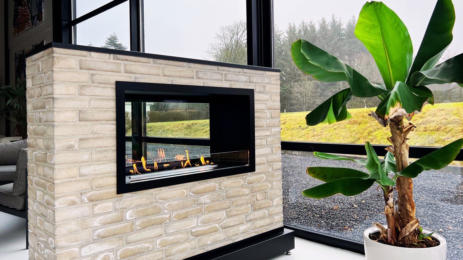 MONTREAL -INTERIOR AND EXTERIOR FIREPLACE