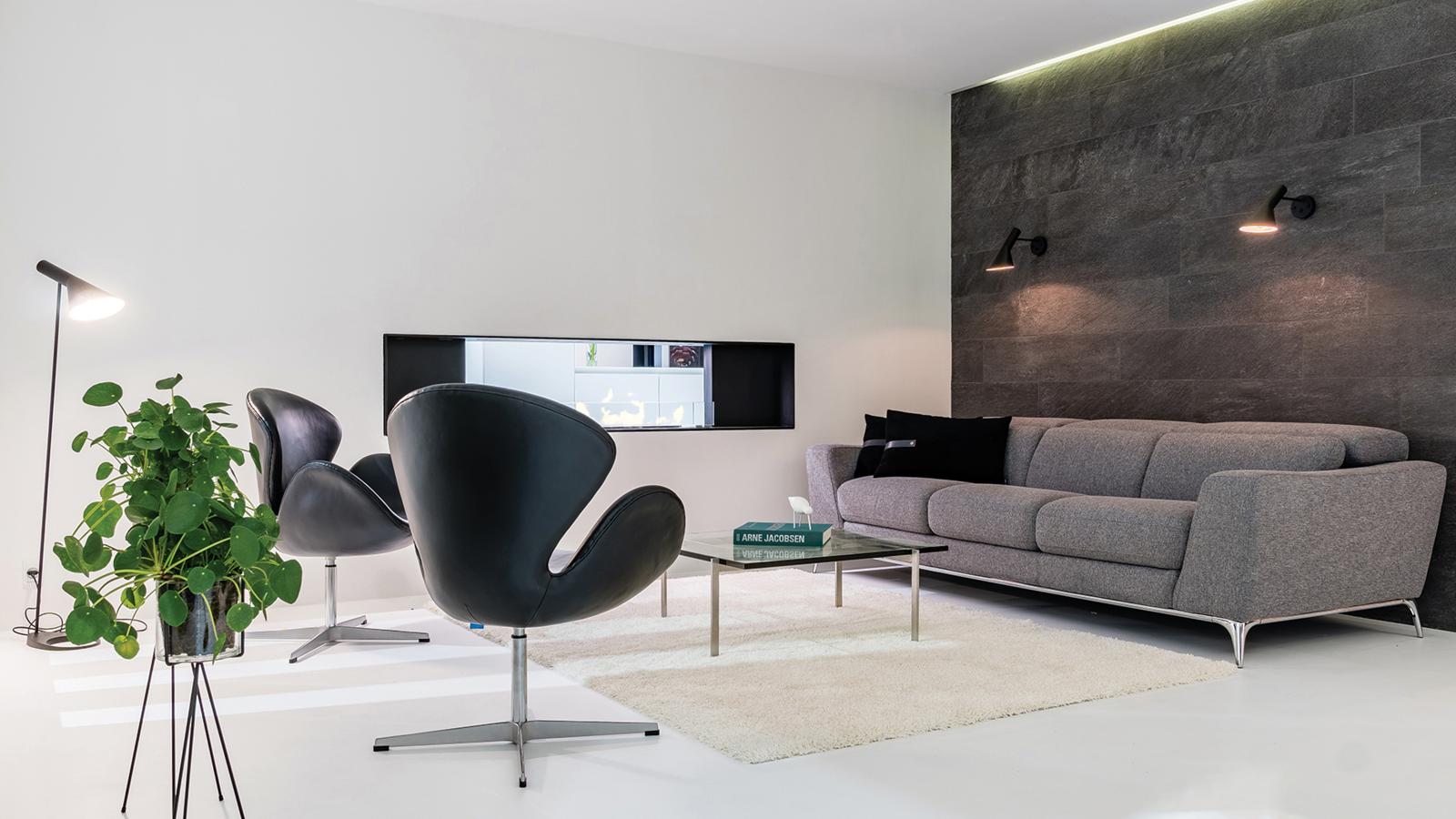 MONTREAL -PANORAMA  FIREPLACE