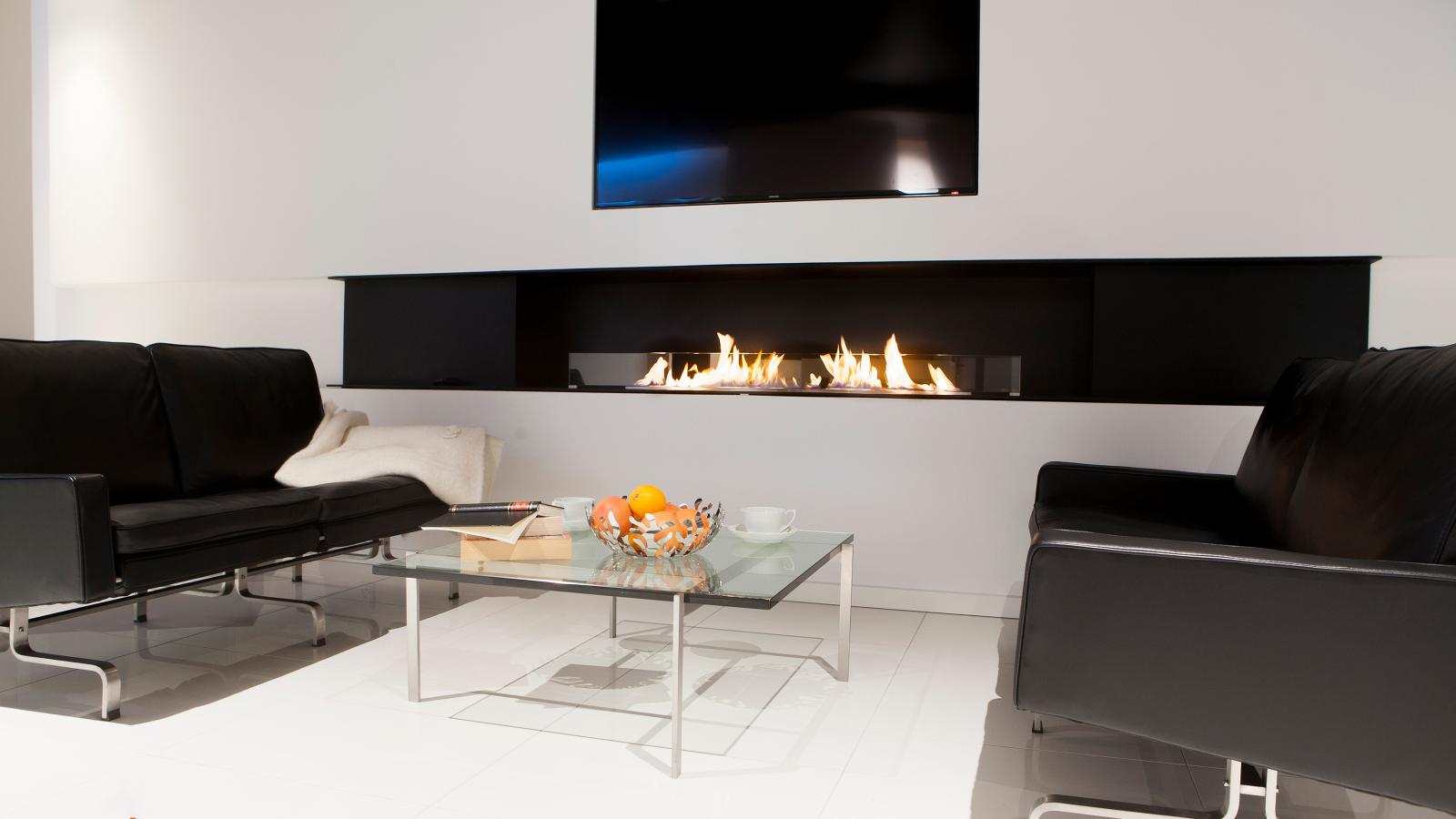 MONTREAL -PANORAMA  FIREPLACE